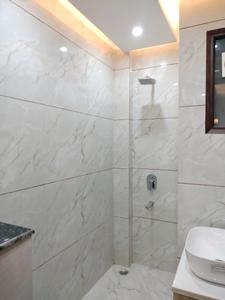 Common Bathroom Image of 1260 Sq.ft 3 BHK Builder Floor for sale in BPTP District 3, Sector 85 Faridabad for Rs. 15000000
