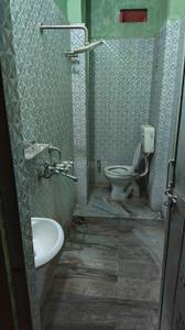 Bathroom Image of 1000 Sq.ft 2 BHK Independent House for rent in Aitwarpur Village Patna for Rs. 5500