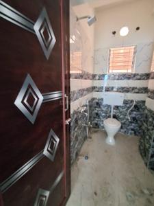Bathroom Image of 930 Sq.ft 2.5 BHK Apartment / Flat for sale in Keshtopur Kolkata for Rs. 4000000