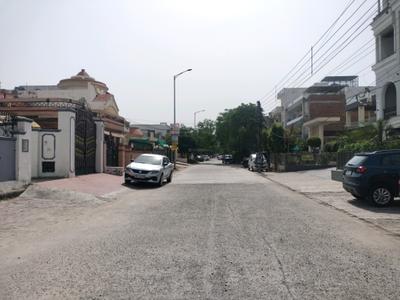 Image of 350 Sq.ft Residential Plot / Land for sale in Sector 28, Faridabad for Rs. 75000000