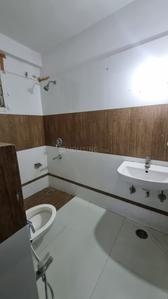 Bathroom Image of 1250 Sq.ft 2 BHK Apartment / Flat for rent in Shekhar Maple Woods, Nipania Indore for Rs. 22000