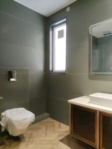 Bedroom One Image of 2250 Sq.ft 4 BHK Builder Floor for sale in Sector 57 Gurgaon for Rs. 33500000