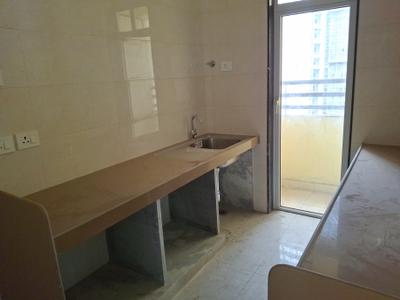 Kitchen Image of 850 Sq.ft 2 BHK Apartment / Flat for sale in Sheth Montana, Mulund West Mumbai for Rs. 18000000