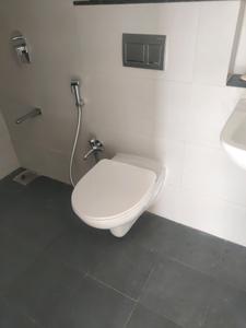 Bedroom Two Image of 950 Sq.ft 3 BHK Apartment / Flat for sale in Hiranandani Highland A B C D And E Wing, Powai Mumbai for Rs. 42000000