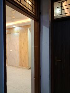 Main Entrance Image of 1450 Sq.ft 3 BHK Apartment / Flat for sale in Sector 73 Noida for Rs. 5000011