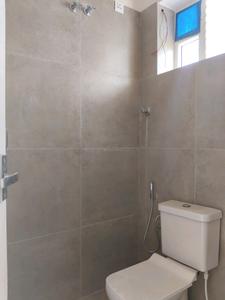 Common Bathroom Image of 1315 Sq.ft 3 BHK Apartment / Flat for sale in Nanmangalam Chennai for Rs. 10300000