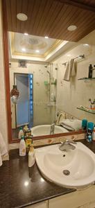 Bathroom Image of 2250 Sq.ft 3 BHK Apartment / Flat for sale in Dosti Flamingos, Sewri Mumbai for Rs. 57500000
