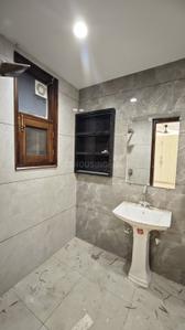 Bathroom Image of 2200 Sq.ft 3 BHK Builder Floor for rent in Sector 122 Noida for Rs. 48000