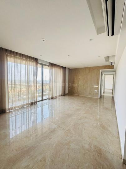 aralia hiranandani Main Image 1