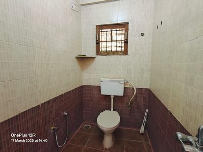 Bathroom Image of 890 Sq.ft 2 BHK Apartment / Flat for rent in Whitefield Bangalore for Rs. 35000