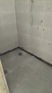 Bathroom Image of 350 Sq.ft 1 RK Apartment / Flat for sale in Sector 104 Noida for Rs. 2500000