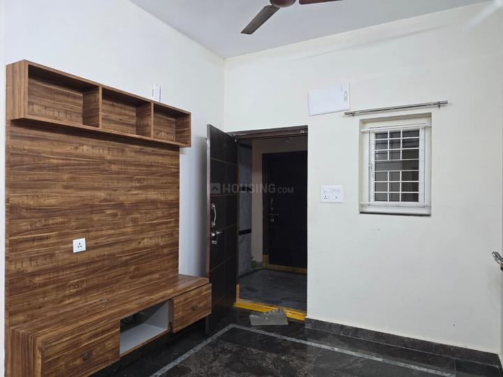 TR RENTALS Bedroom 1