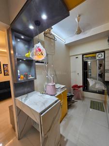 Hall Image of 550 Sq.ft 1 BHK Apartment / Flat for rent in Kandivali East Mumbai for Rs. 43000