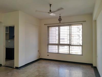 Living Room Image of 981 Sq.ft 2 BHK Apartment / Flat for sale in Nirmal City Of Joy, Mulund West Mumbai for Rs. 18500000