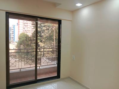 Living Room Image of 900 Sq.ft 2 BHK Apartment / Flat for sale in Raunak Unnathi Woods, Kasarvadavali Thane for Rs. 10100000