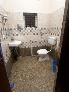 Bathroom Image of 800 Sq.ft 1 RK Independent House for rent in Harlur Bengaluru for Rs. 14500