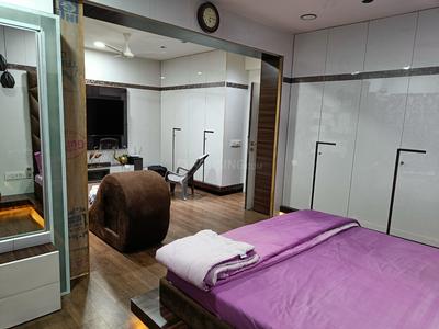 Bedroom Image of 3970 Sq.ft 4 BHK Penthouse for sale in Iscon Platinum, Bopal Ahmedabad for Rs. 23000000