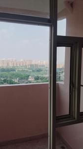 Balcony Image of 1150 Sq.ft 2.5 BHK Apartment / Flat for rent in Supertech Cape Town, Sector 74 Noida for Rs. 29800