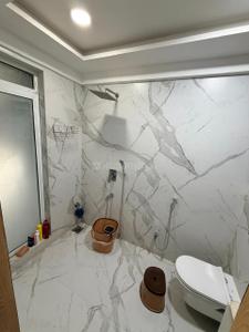 Image of 720 Sq.ft 2 BHK Apartment / Flat for rent in Mandvi, Mumbai for Rs. 58000