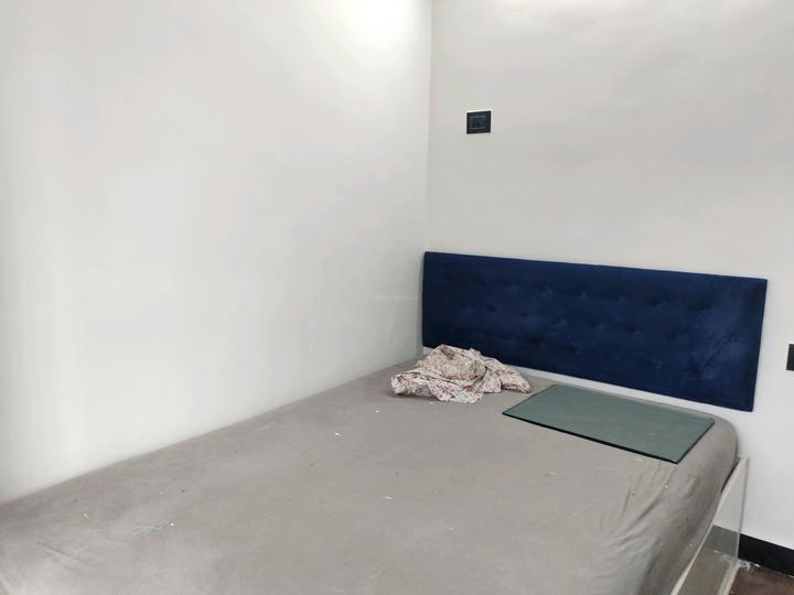 Shree Ravechi Apartment Bedroom 1