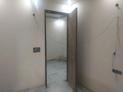 Bedroom Image of 630 Sq.ft 3 BHK Builder Floor for sale in Mayur Vihar Phase 1 New Delhi for Rs. 8000000