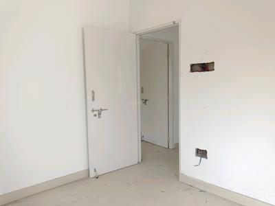 Bedroom Image of 1050 Sq.ft 2 BHK Apartment / Flat for sale in Tollygunge Kolkata for Rs. 21000000