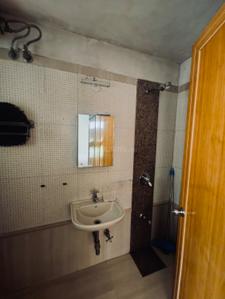 Bathroom Image of 1200 Sq.ft 3 BHK Apartment / Flat for sale in Concrete Sai Sanskar, Chembur Mumbai for Rs. 33000000