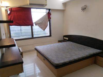 Bedroom Image of 2400 Sq.ft 4 BHK Apartment / Flat for sale in Kalpataru Sparkle, Bandra East Mumbai for Rs. 120000000