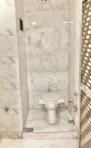 Bathroom Image of 640 Sq.ft 1 BHK Apartment / Flat for sale in Amroli Surat for Rs. 1385000