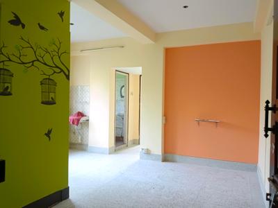 Living Room Image of 730 Sq.ft 2 BHK Apartment / Flat for rent in Naktala Kolkata for Rs. 18000