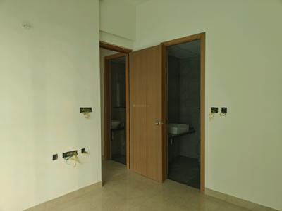 Bedroom Image of 750 Sq.ft 2 BHK Apartment / Flat for rent in Purva Clermont, Chembur Mumbai for Rs. 92000