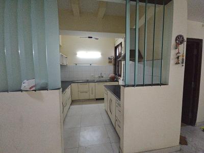 Kitchen Image of 1750 Sq.ft 3 BHK Apartment / Flat for rent in CGHS Ganpati Apartment, Sector 56 Gurgaon for Rs. 48000