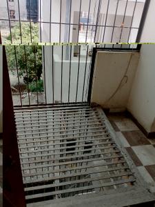 Balcony Image of 850 Sq.ft 2 BHK Builder Floor for rent in Sector 63 A Noida for Rs. 23000