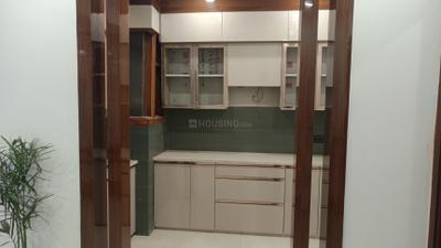 Kitchen Image of 1900 Sq.ft 4 BHK Apartment / Flat for sale in Sector 73 Noida for Rs. 8465000