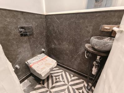 Bathroom Image of 1900 Sq.ft 3 BHK Builder Floor for sale in Safdarjung Enclave New Delhi for Rs. 51500000