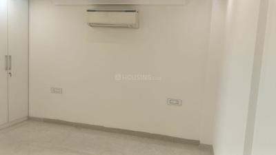 Bedroom Image of 2250 Sq.ft 3 BHK Builder Floor for rent in South Extension II New Delhi for Rs. 160000