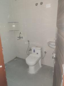 Bathroom Image of 1700 Sq.ft 2 BHK Builder Floor for rent in Palam Vihar Extension Gurgaon for Rs. 21500