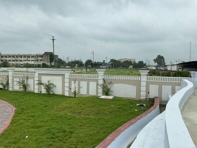 Sinhasa Plot View 3