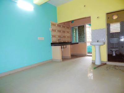 Kitchen Image of 650 Sq.ft 2 BHK Apartment / Flat for sale in Dum Dum Cantonment Kolkata for Rs. 2000000