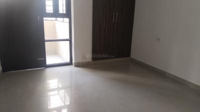 Bedroom Image of 1700 Sq.ft 3 BHK Apartment / Flat for sale in Cosmos Golden Heights, Crossings Republik Ghaziabad for Rs. 9900000