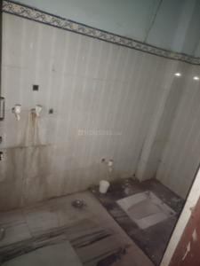 Bathroom Image of 550 Sq.ft 2 BHK Independent House for rent in Naini Allahabad for Rs. 7000