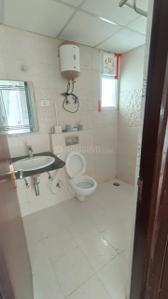 Image of 1260 Sq.ft 2 BHK Apartment / Flat for rent in Supertech The Romano, Sector 118, Noida for Rs. 22000