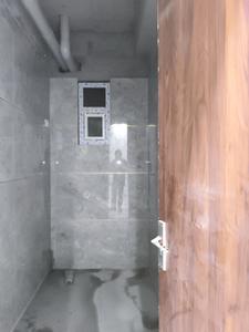 Common Bathroom Image of 1000 Sq.ft 2 BHK Apartment / Flat for sale in Venice Aspire, Noida Extension Greater Noida for Rs. 3925000