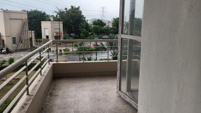 Balcony Image of 2875 Sq.ft 4.5 BHK Apartment / Flat for sale in Indiabulls Centrum Park, Sector 103 Gurgaon for Rs. 30500000