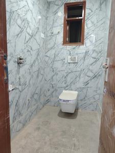 Common Bathroom Image of 1110 Sq.ft 3 BHK Apartment / Flat for sale in Mehrauli New Delhi for Rs. 8000000