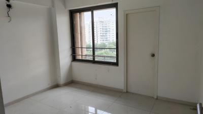 Bedroom Image of 1700 Sq.ft 3 BHK Apartment / Flat for sale in Adani Atrius, Jagatpur Ahmedabad for Rs. 10000000
