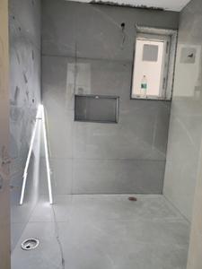 Common Bathroom Image of 1550 Sq.ft 3 BHK Apartment / Flat for sale in DDA Vasant Kunj, Vasant Kunj New Delhi for Rs. 41000000
