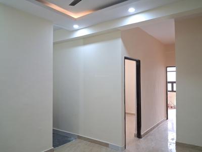 Living Room Image of 910 Sq.ft 2 BHK Apartment / Flat for sale in Sector 74 Noida for Rs. 3400000