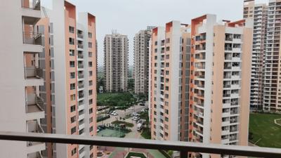 Bedroom Image of 1851 Sq.ft 3 BHK Apartment / Flat for sale in Shapoorji Pallonji JoyVille, Sector 102 Gurgaon for Rs. 32500000