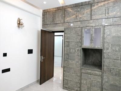 Bedroom Image of 2200 Sq.ft 4 BHK Apartment / Flat for sale in Guru Apartments, Sector 6 Dwarka New Delhi for Rs. 36300000